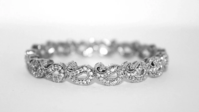 gold and silver beaded necklace